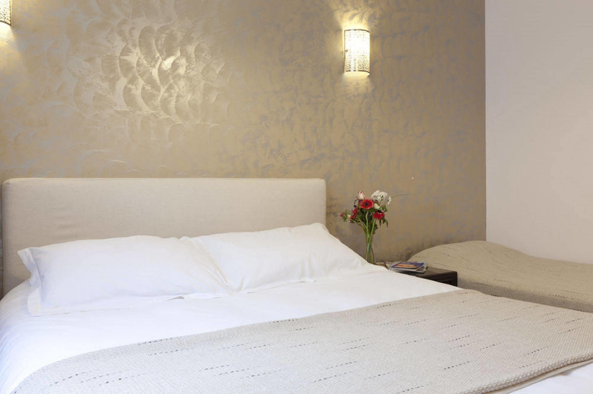 Hotel Sofia Париж Экстерьер фото